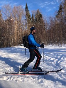 Raquettes à neige: évitez les blessures!